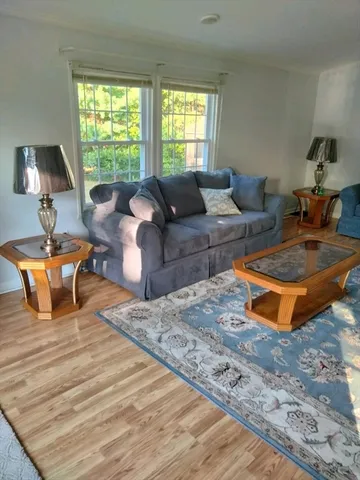 $319,000 | 6 Chestnut Circle, Rockland, MA 02370