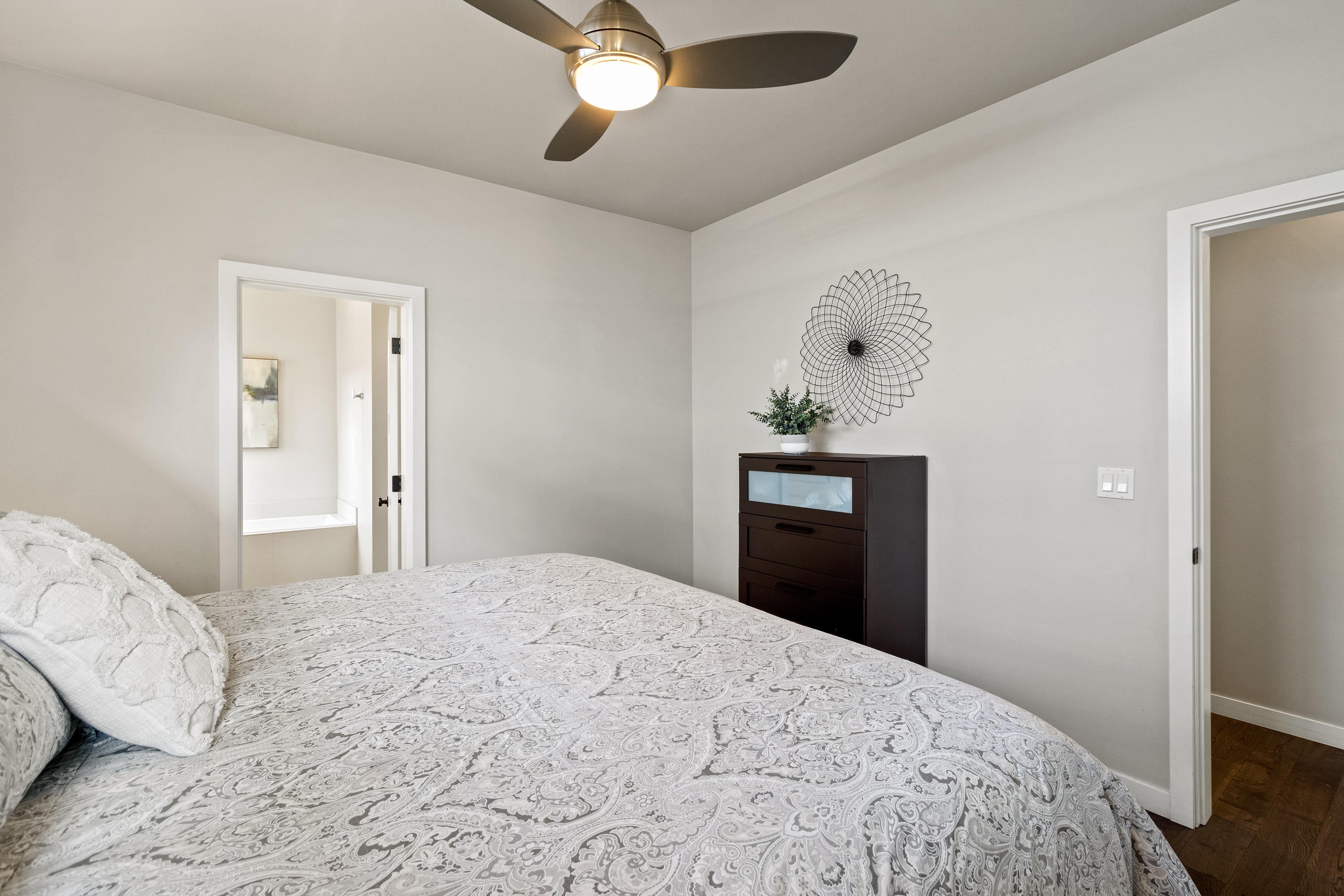 63124 Iner Loop Bend, OR 97701 - Photo 14 of 31 DSC08546