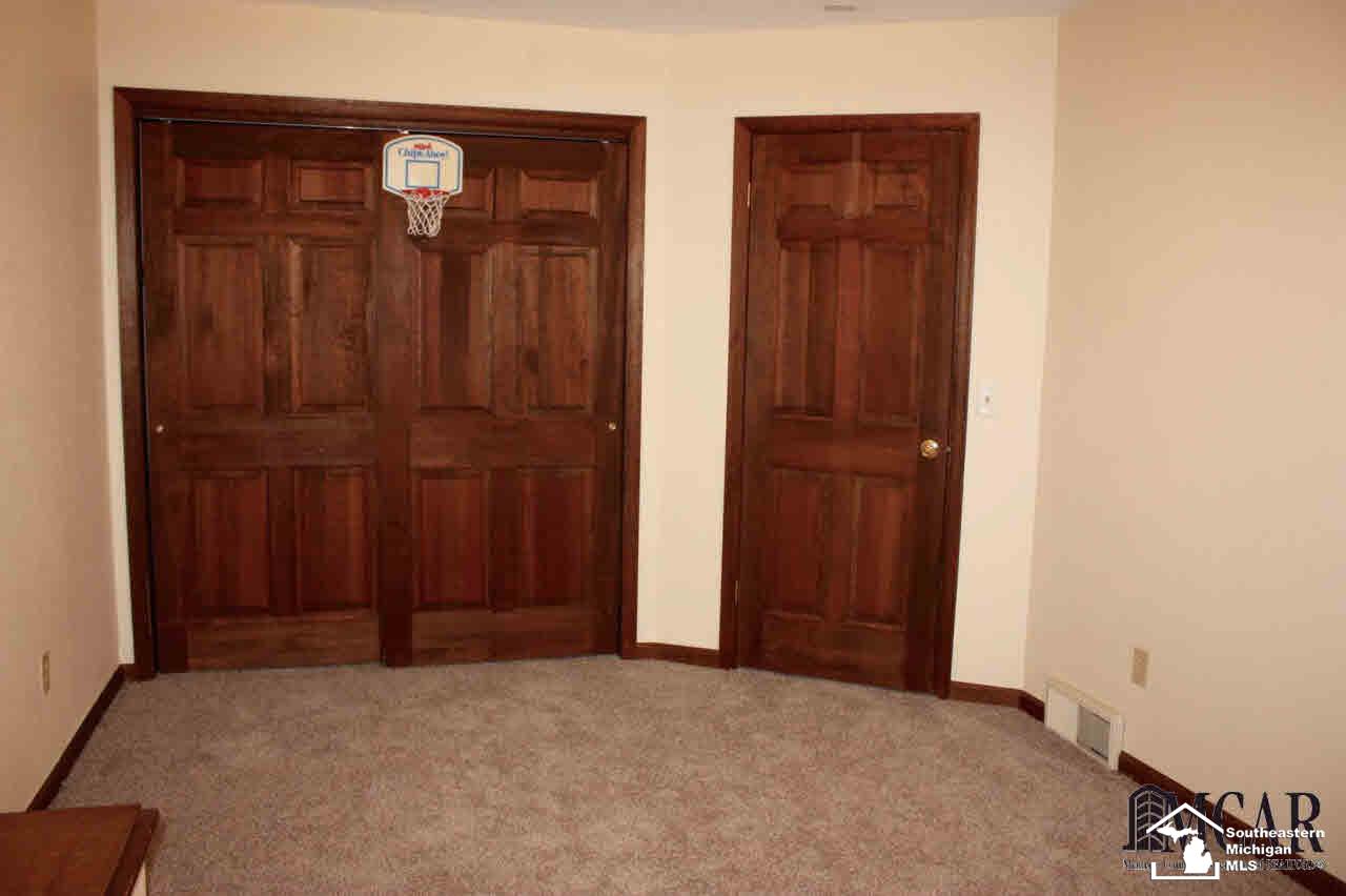 1401 West Erie Road Temperance, MI 48182 - Photo 17 of 25
