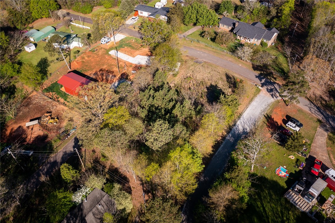227 Cole Road Townville, SC 29689 - Photo 4 of 12 Total of Half Acre