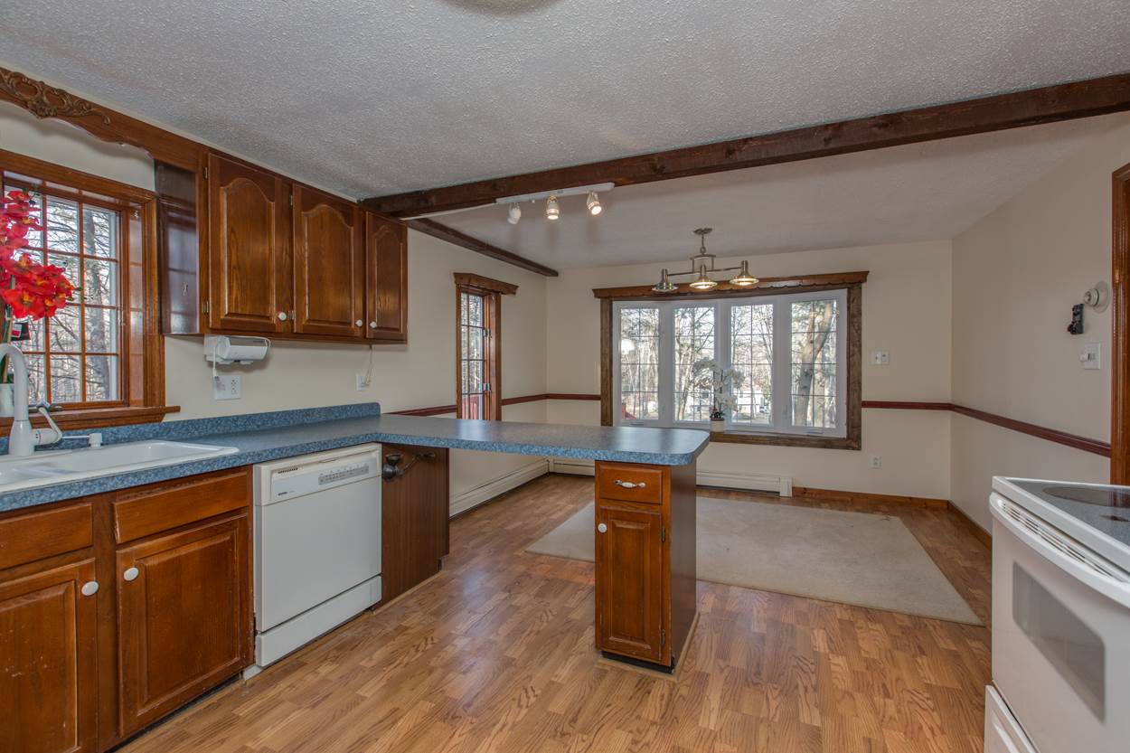 36 Beaver Road Strafford, NH 03884 - Photo 11 of 40