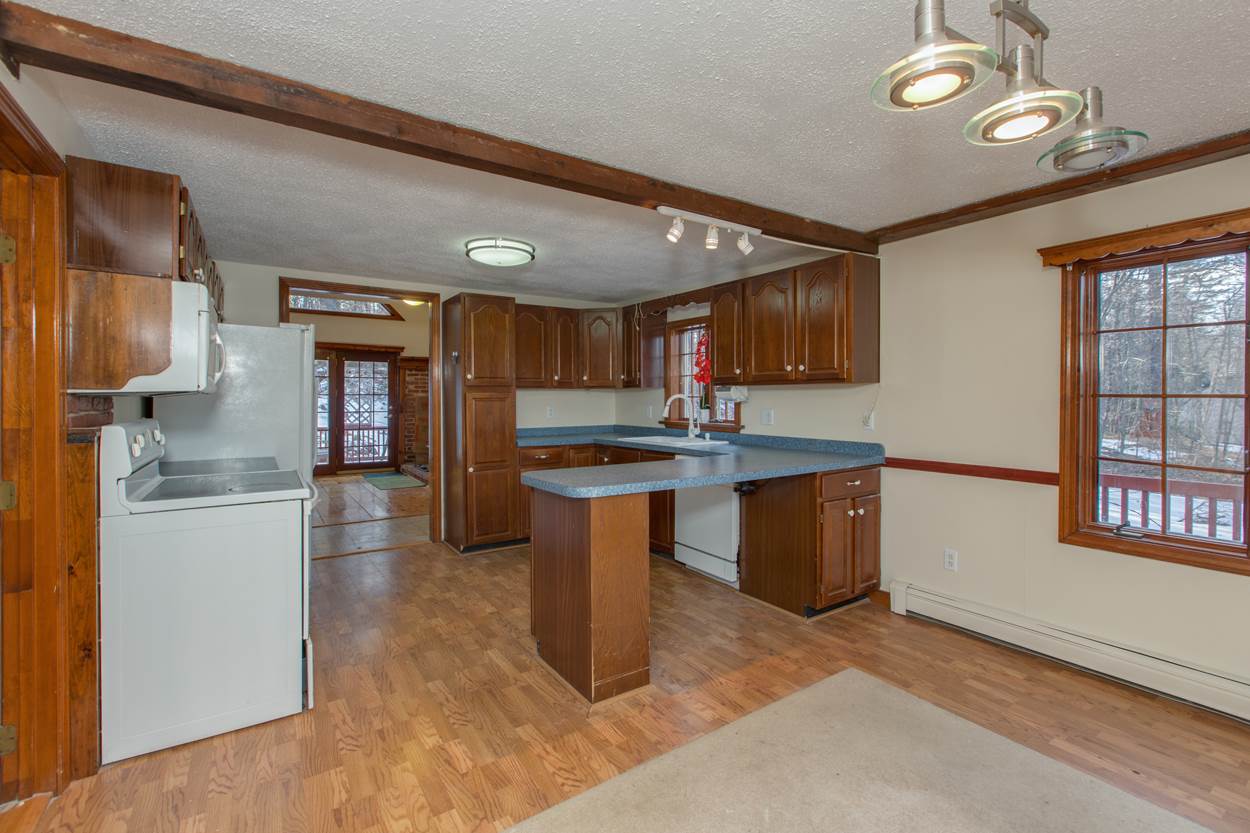 36 Beaver Road Strafford, NH 03884 - Photo 13 of 40