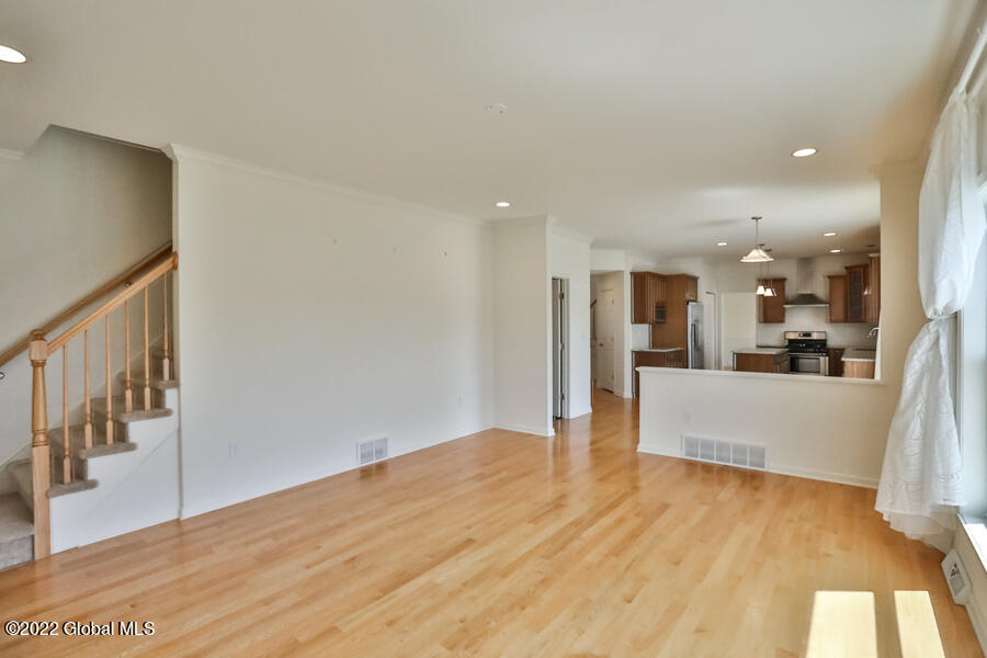 15 Trotter Road Bethlehem, NY 12158 - Photo 17 of 39 15-Trotter-33