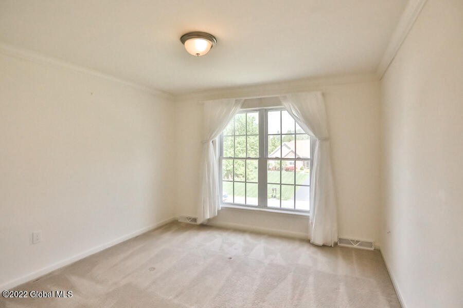 15 Trotter Road Bethlehem, NY 12158 - Photo 19 of 39 15-Trotter-38