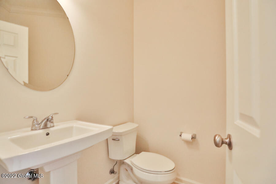 15 Trotter Road Bethlehem, NY 12158 - Photo 20 of 39 15-Trotter-13