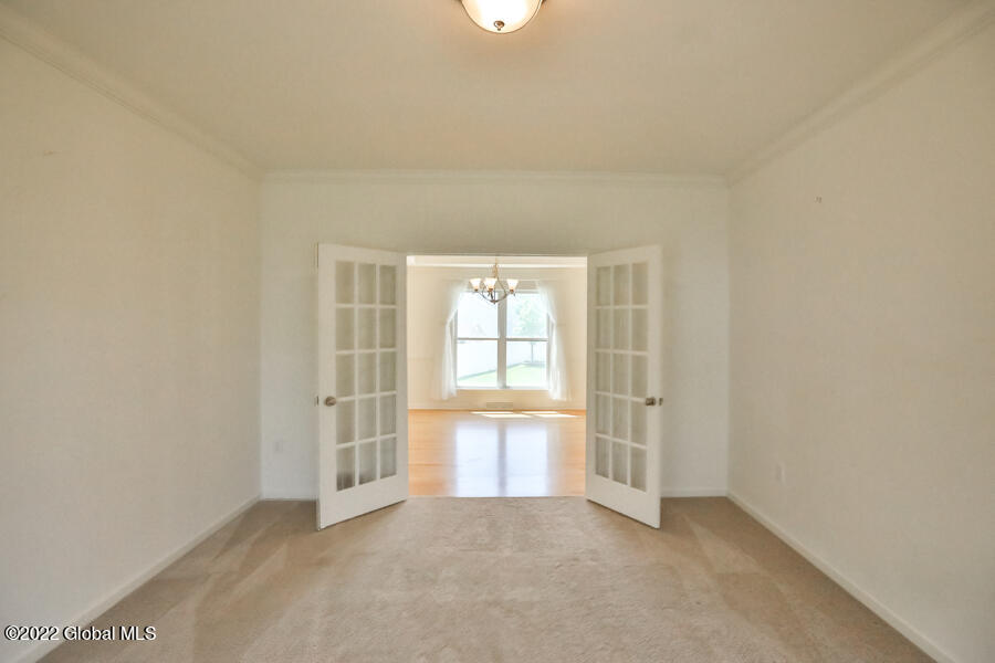 15 Trotter Road Bethlehem, NY 12158 - Photo 6 of 39 15-Trotter-10