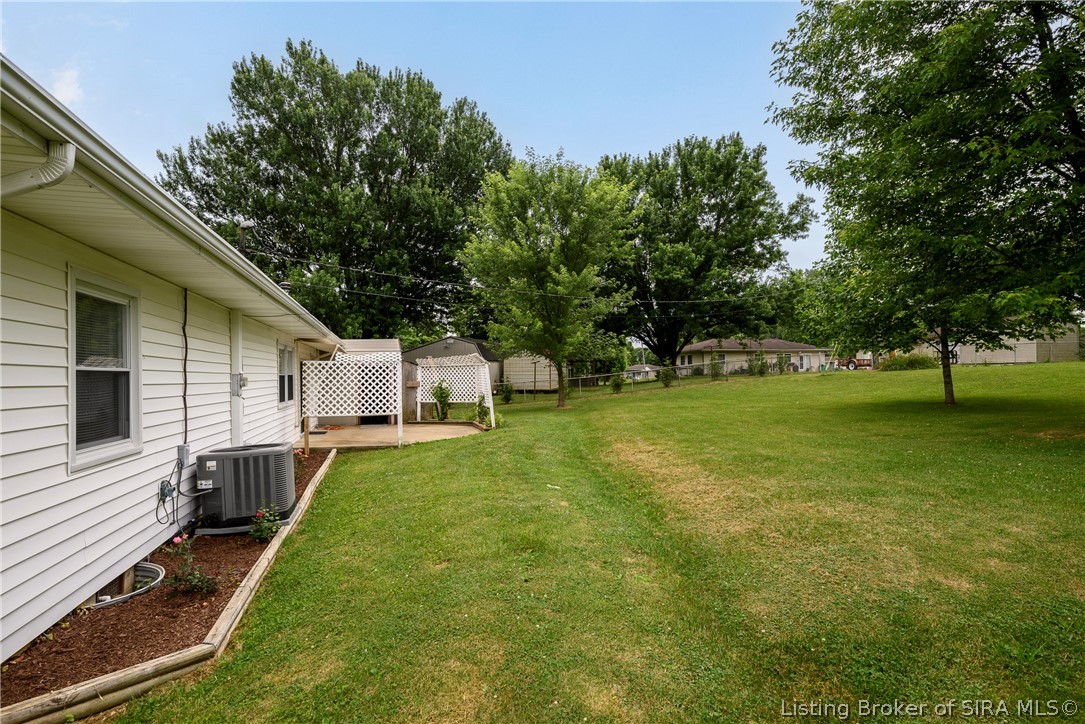 7120 Peach Tree Lane Georgetown, IN 47122 - Photo 30 of 33