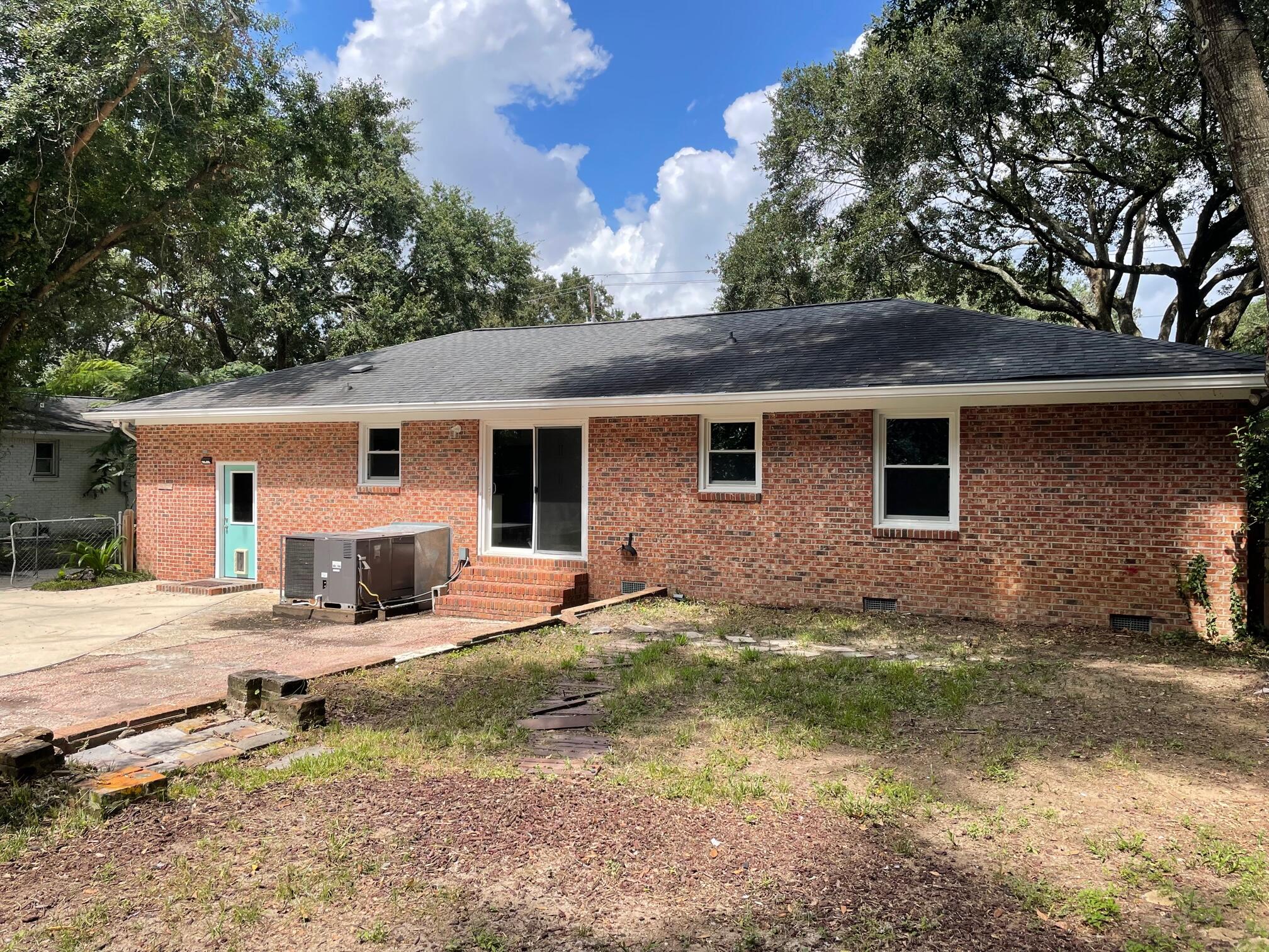 761 Harbor View Road James Island, SC 29412 - Photo 8 of 45 7