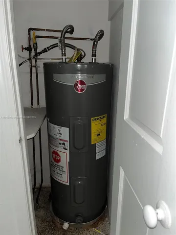 $1,750 | 2023 Taylor Street, Unit 2023, Hollywood, FL 33020