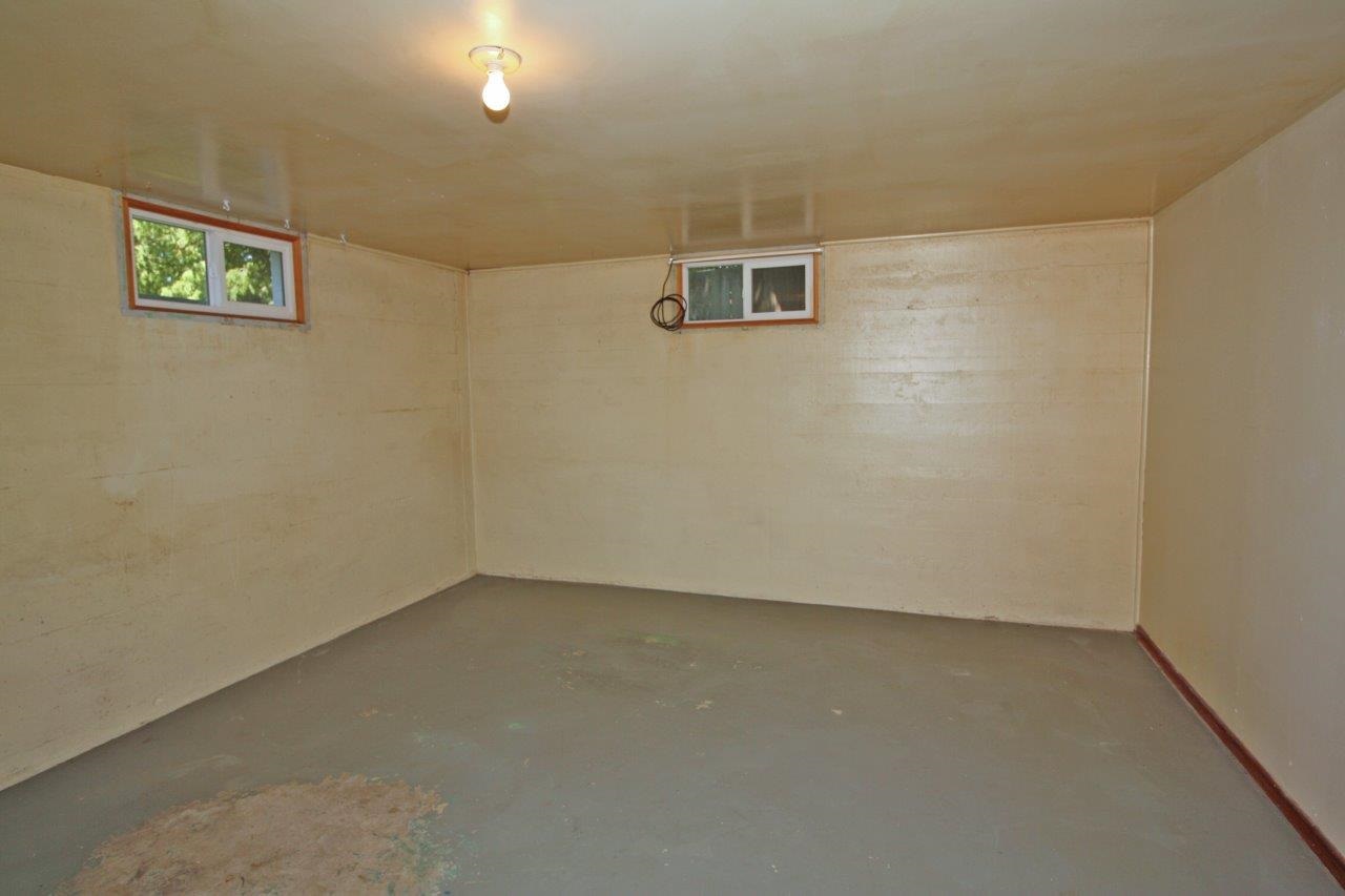 215 North Blake Road Spokane Valley, WA 99216 - Photo 14 of 20