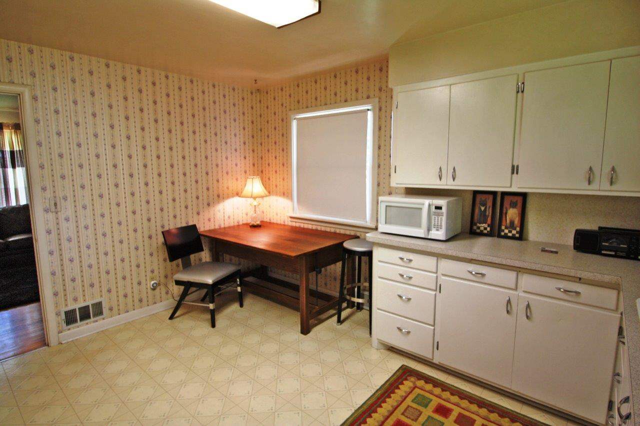 215 North Blake Road Spokane Valley, WA 99216 - Photo 6 of 20