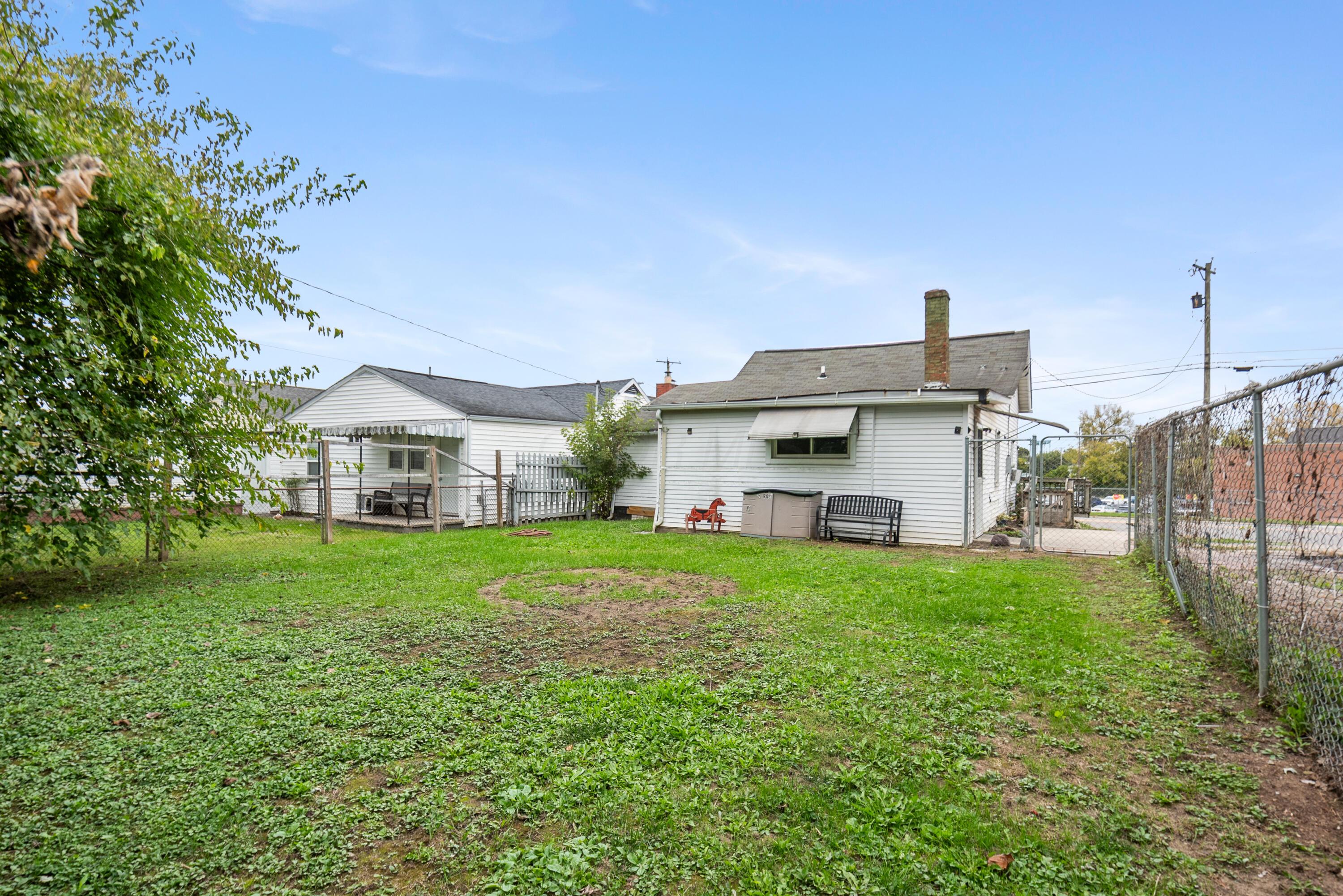 551 East Main Street Circleville, OH 43113 - Photo 22 of 30 Rear Yard