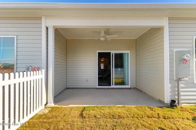 $399,900 | 239 Cline Way, Unit 109 1809 LIVE OAK, Beaufort, NC 28516