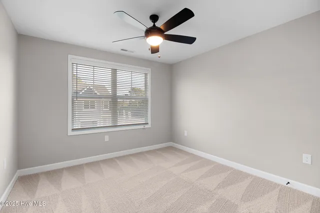 $399,900 | 239 Cline Way, Unit 109 1809 LIVE OAK, Beaufort, NC 28516