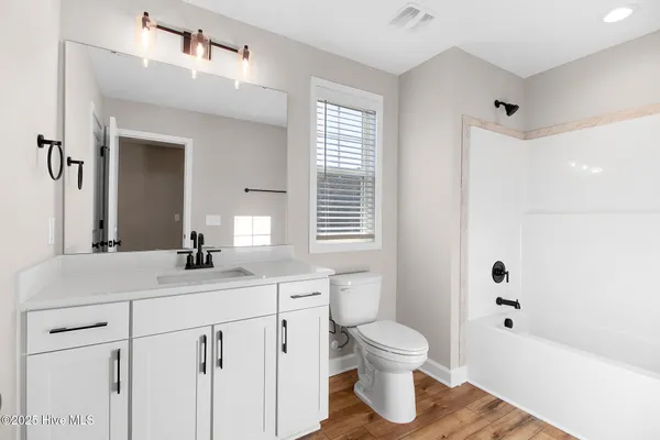 $399,900 | 239 Cline Way, Unit 109 1809 LIVE OAK, Beaufort, NC 28516