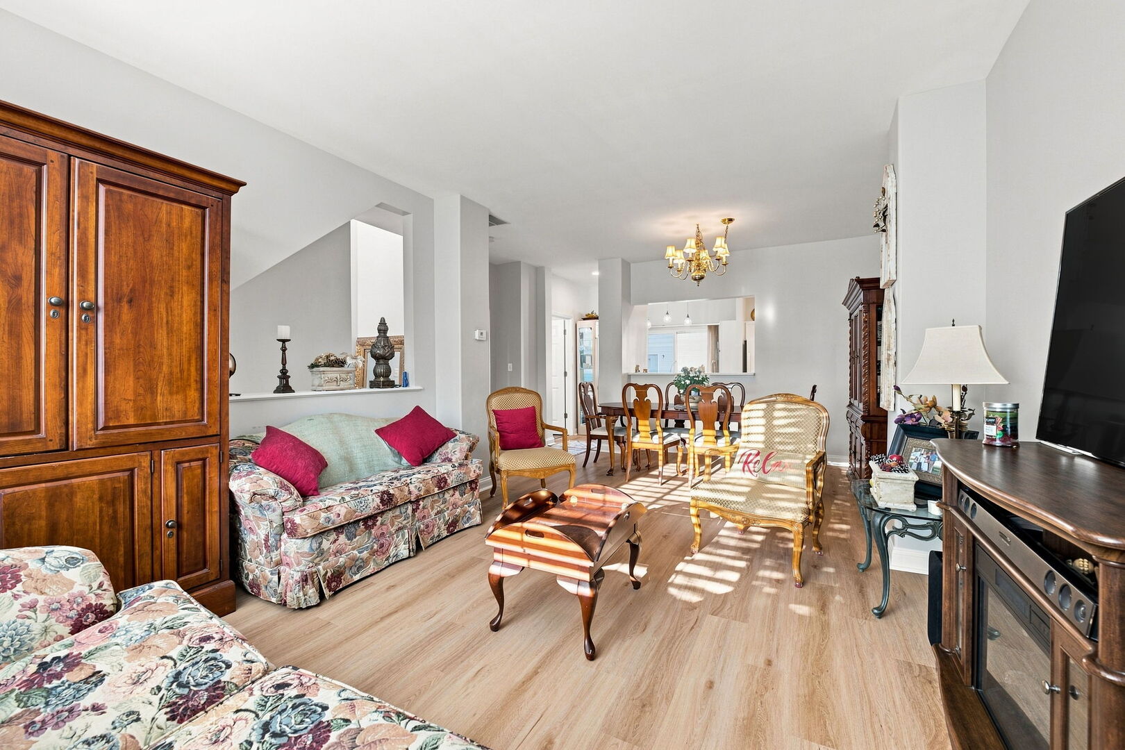 3457 Ravinia Circle Aurora, IL 60504 - Photo 8 of 36 Gallery Image 8