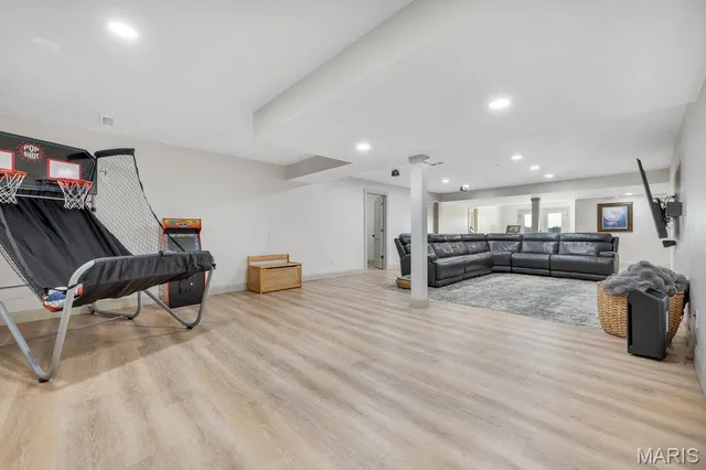 $1,095,000 | 111 Kentucky Derby Drive, Foristell, MO 63348