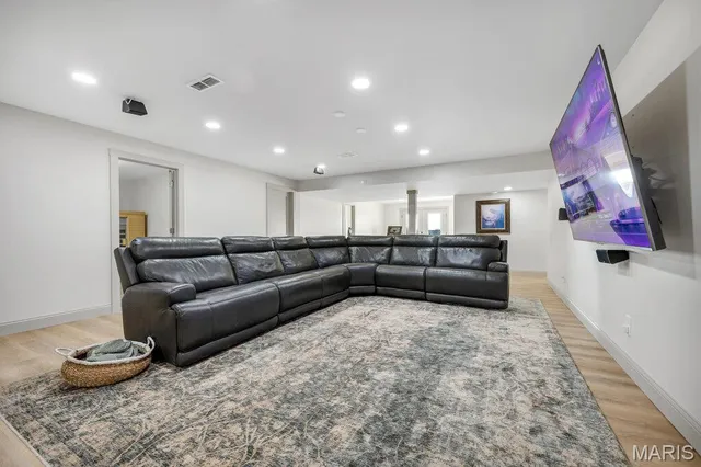 $1,095,000 | 111 Kentucky Derby Drive, Foristell, MO 63348