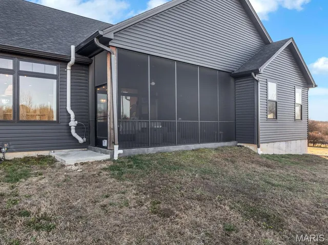 $1,095,000 | 111 Kentucky Derby Drive, Foristell, MO 63348