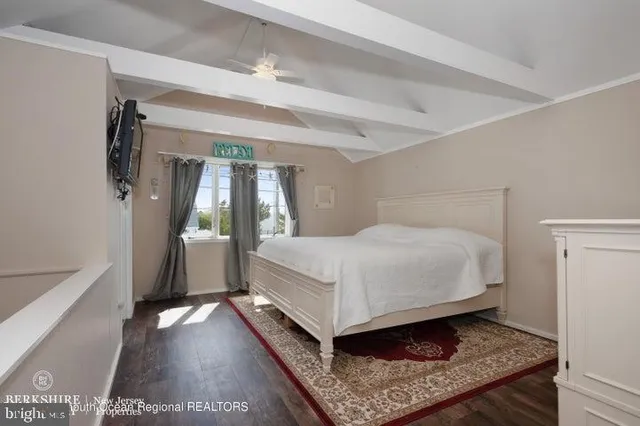 $3,500 | 347 Highway 35, Mantoloking, NJ 08738