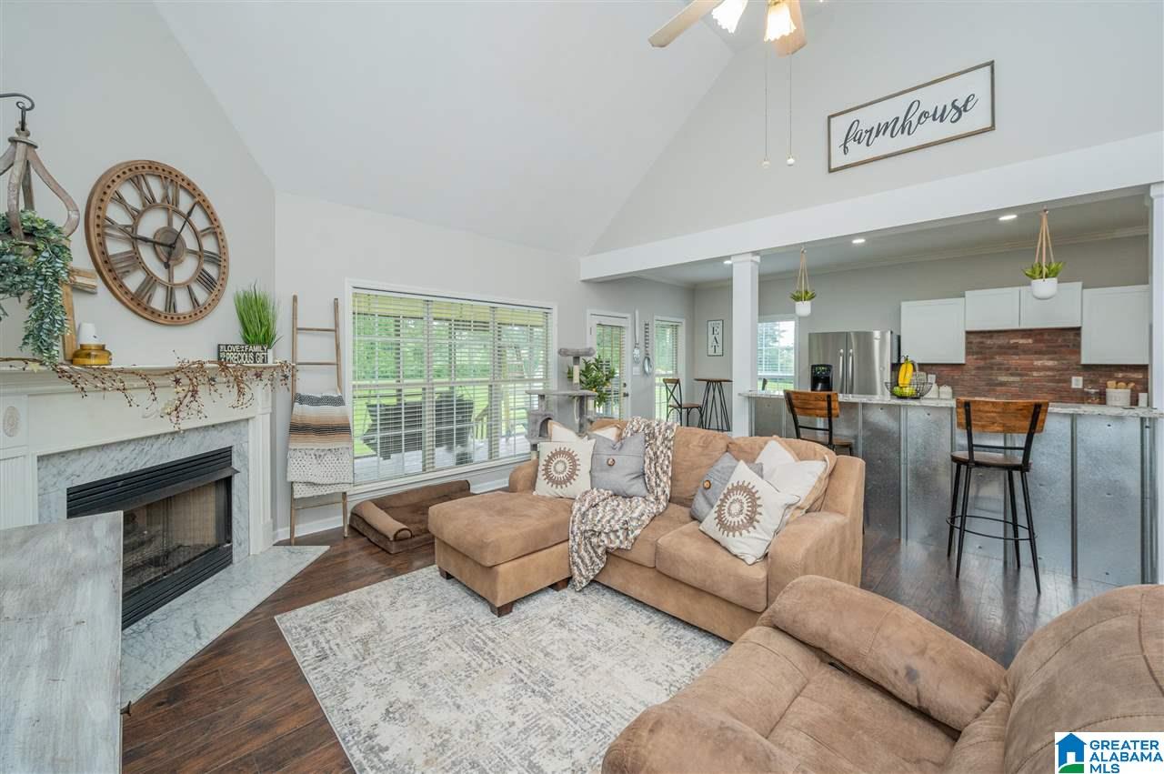 27 Azzilee Circle Locust Fork, AL 35097 - Photo 12 of 39