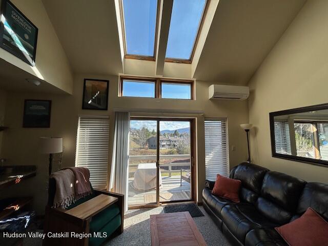 113 Windham Ridge Road Windham, NY 12496 - Photo 18 of 52 LIVINGROOM:SKYLIGHTS