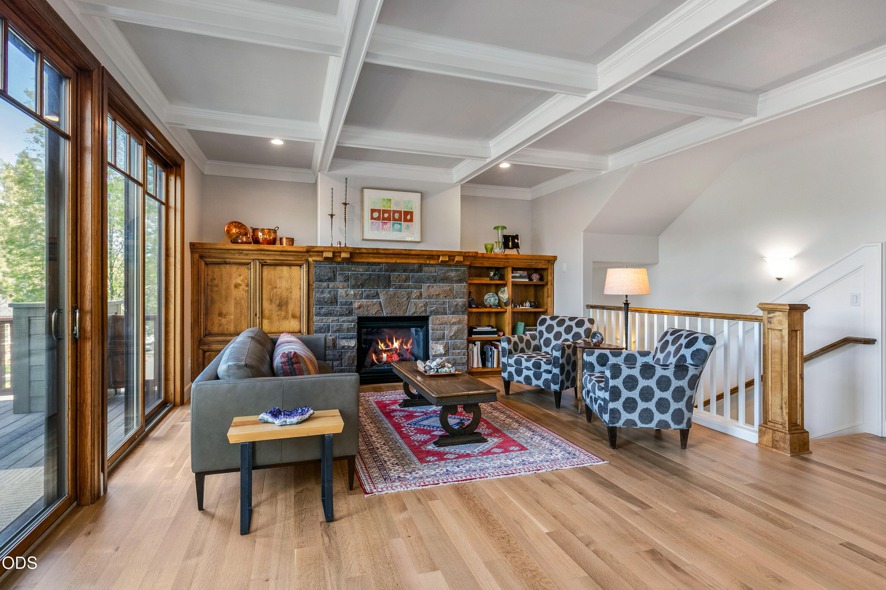 19377 Brookside Way Bend, OR 97702 - Photo 4 of 32