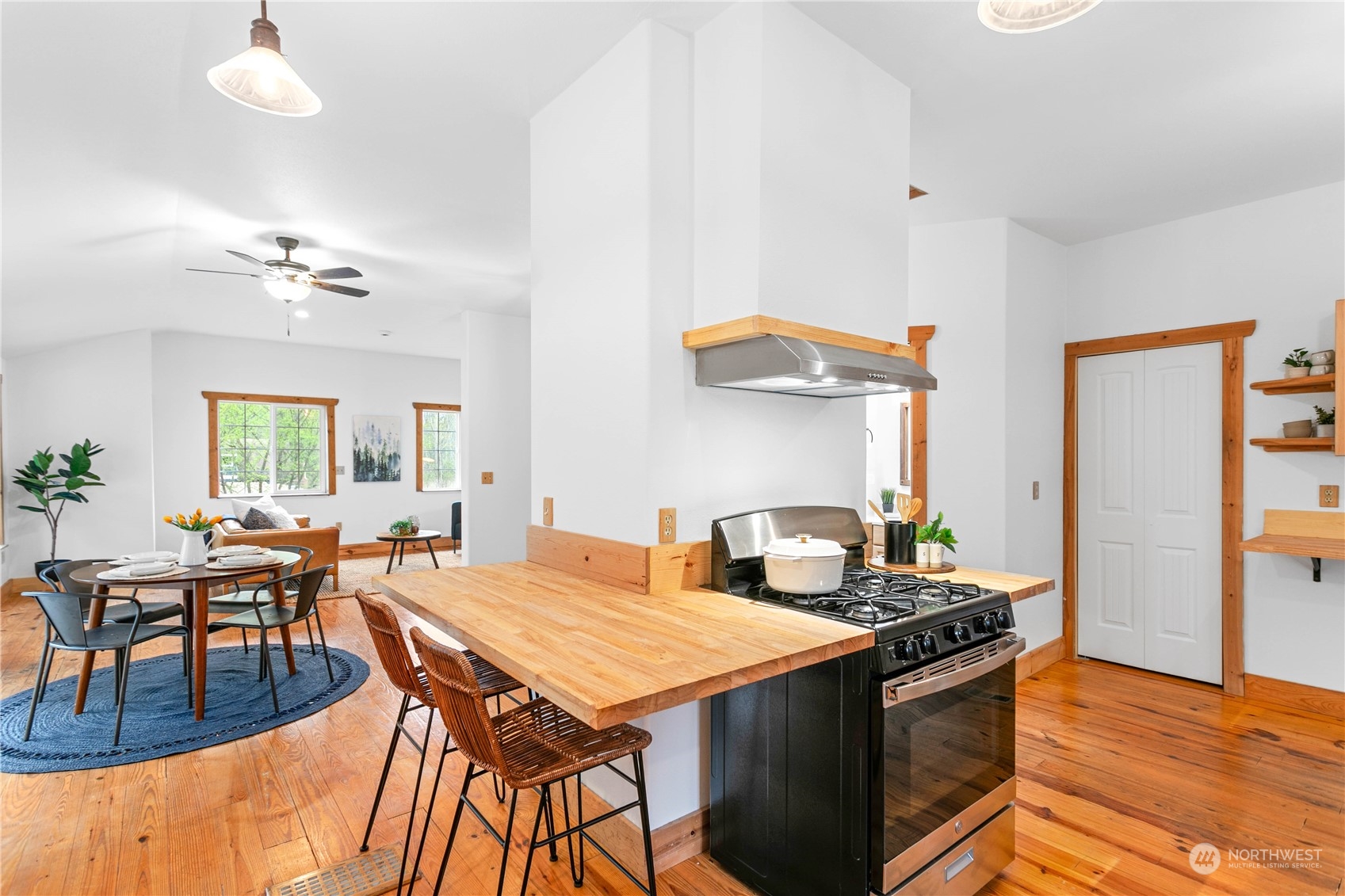 3900 Bay Road Ferndale, WA 98248 - Photo 9 of 40 a view of a dining room with furniture