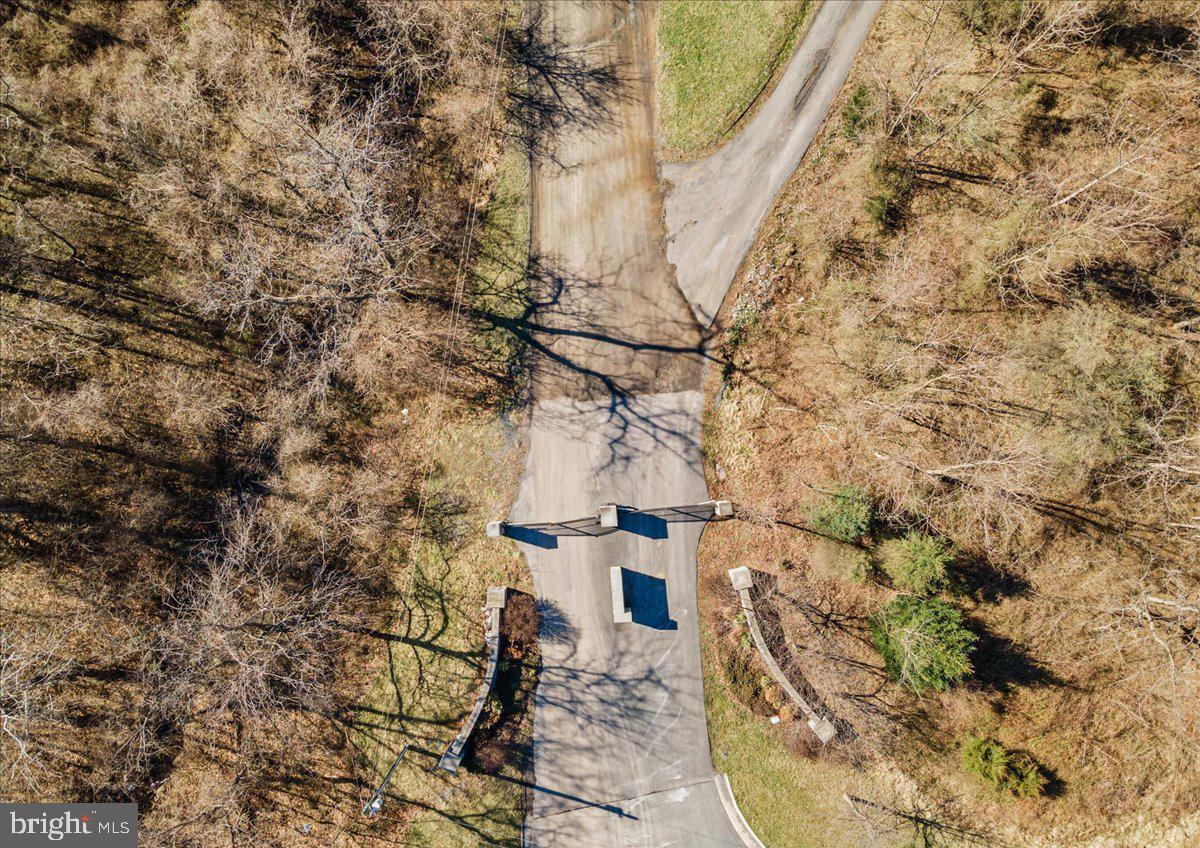Wapping Farm Road Front Royal, VA 22630 - Photo 3 of 16 a view of outside area