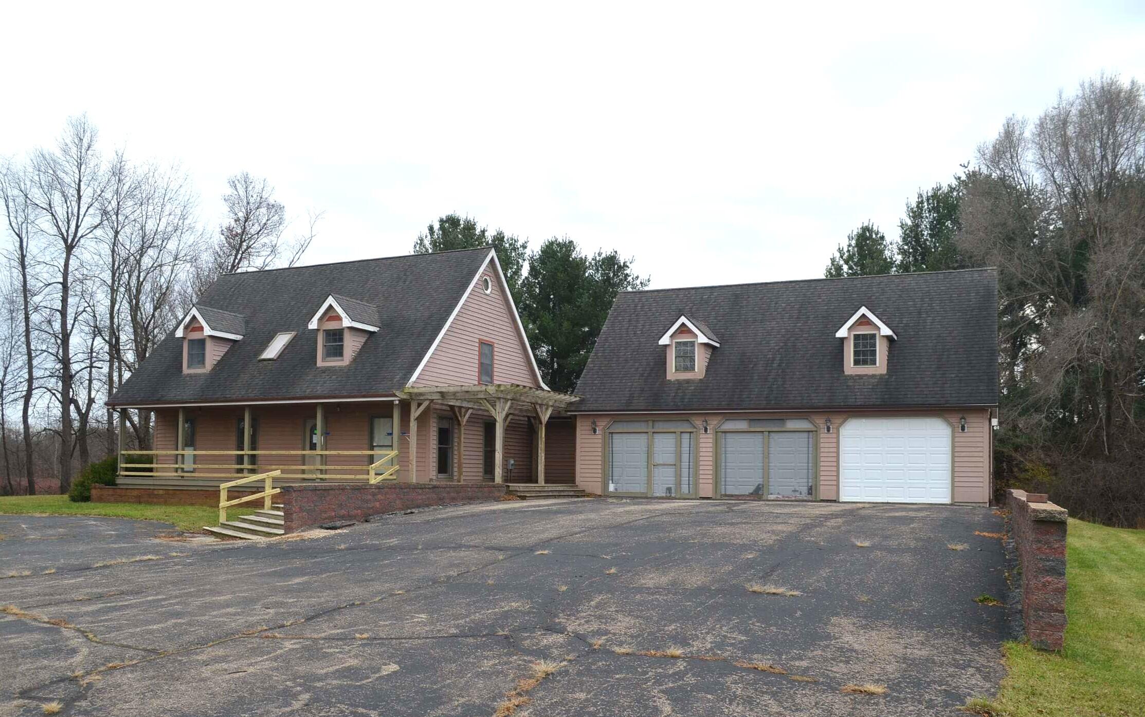 61881 36th Avenue Bangor, MI 49013 - Photo 1 of 37 DSC_0001 - Copy