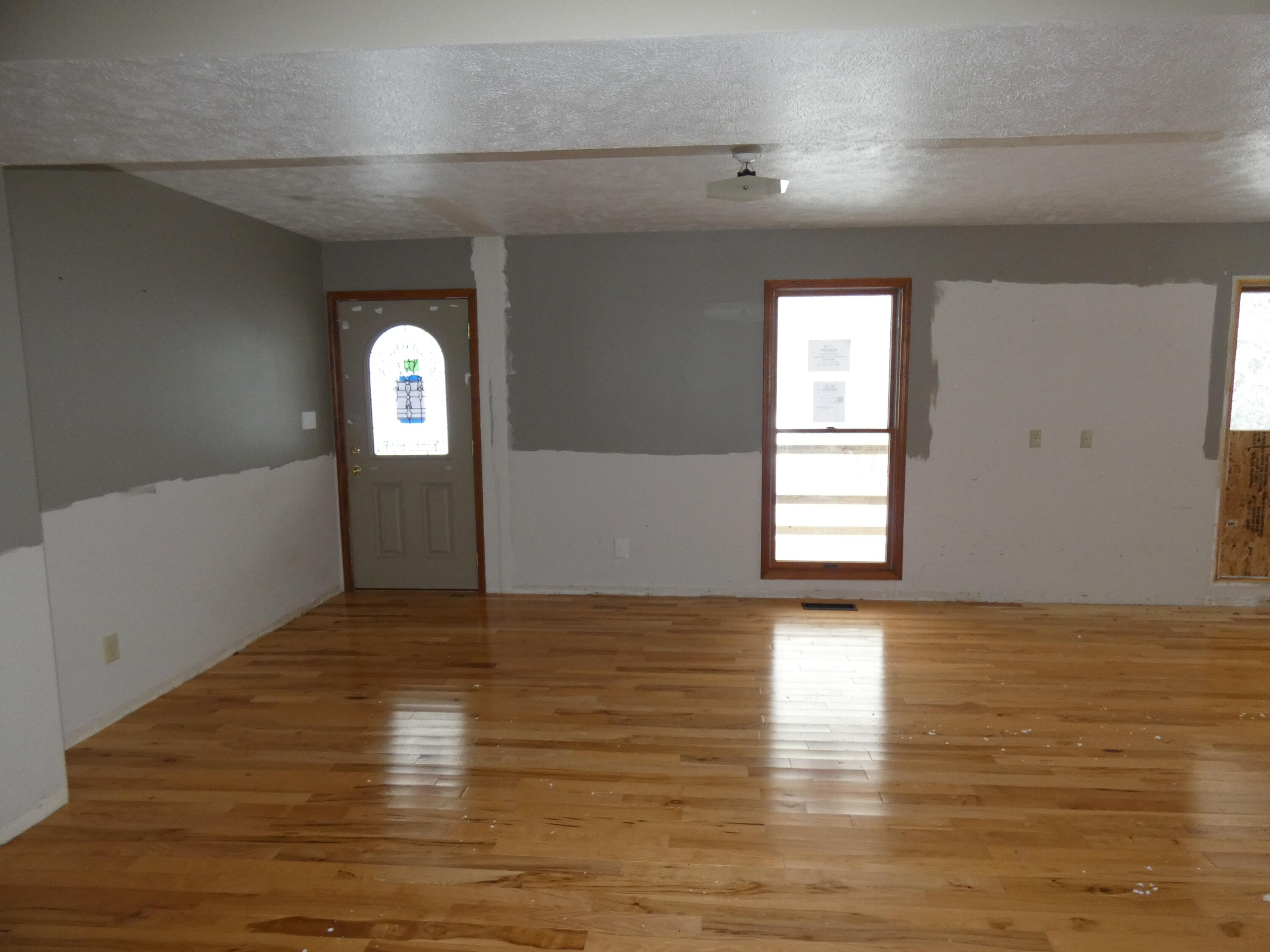 61881 36th Avenue Bangor, MI 49013 - Photo 16 of 37 P1040570