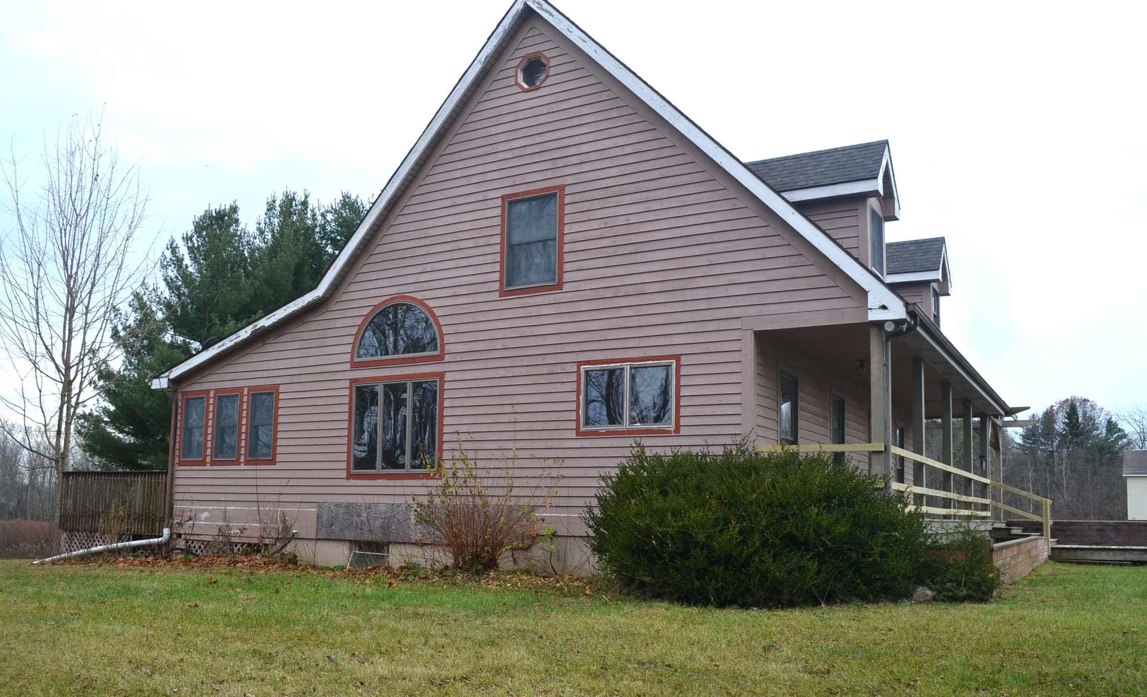 61881 36th Avenue Bangor, MI 49013 - Photo 2 of 37 DSC_0010 - Copy