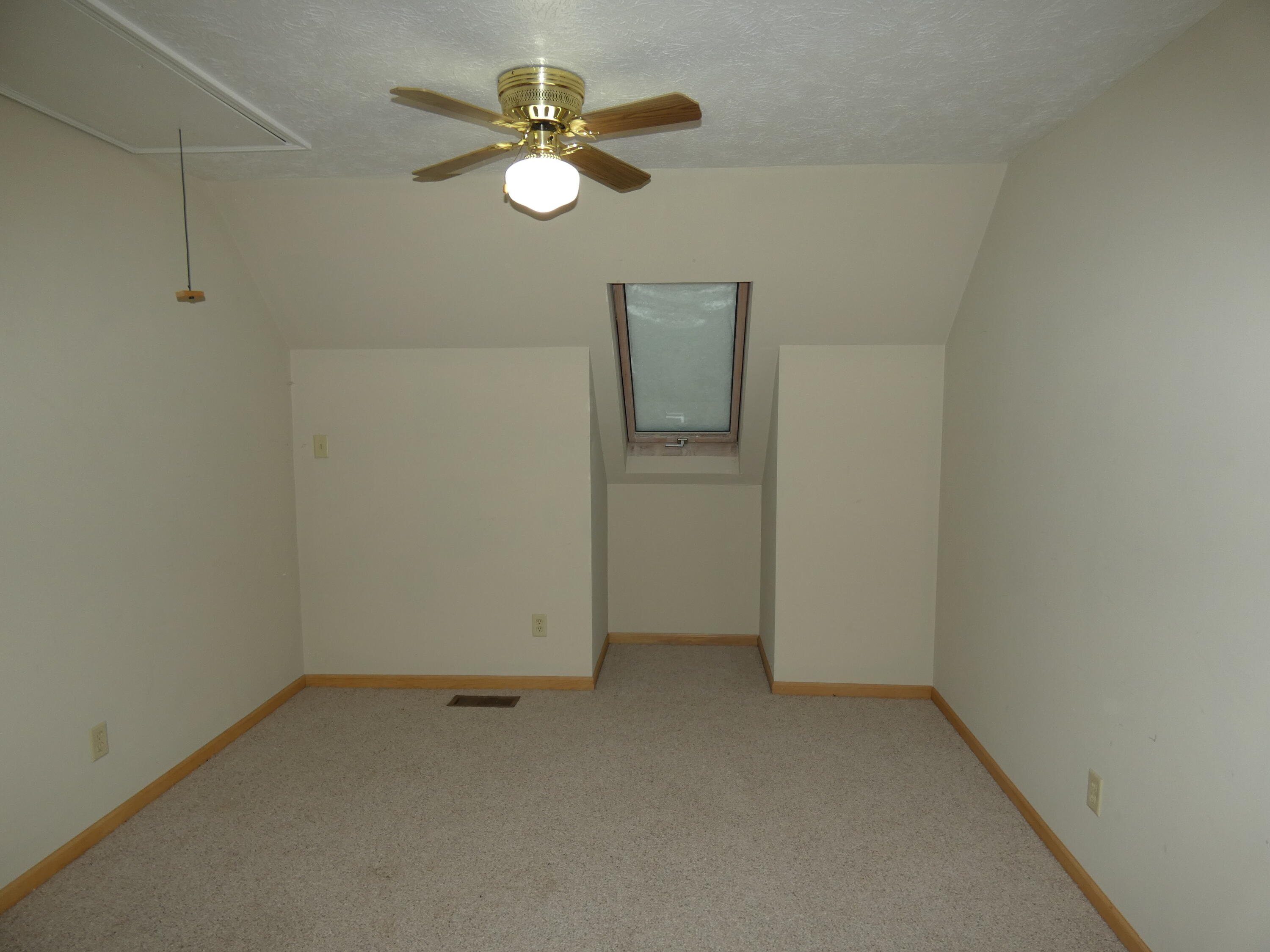 61881 36th Avenue Bangor, MI 49013 - Photo 25 of 37 P1040583