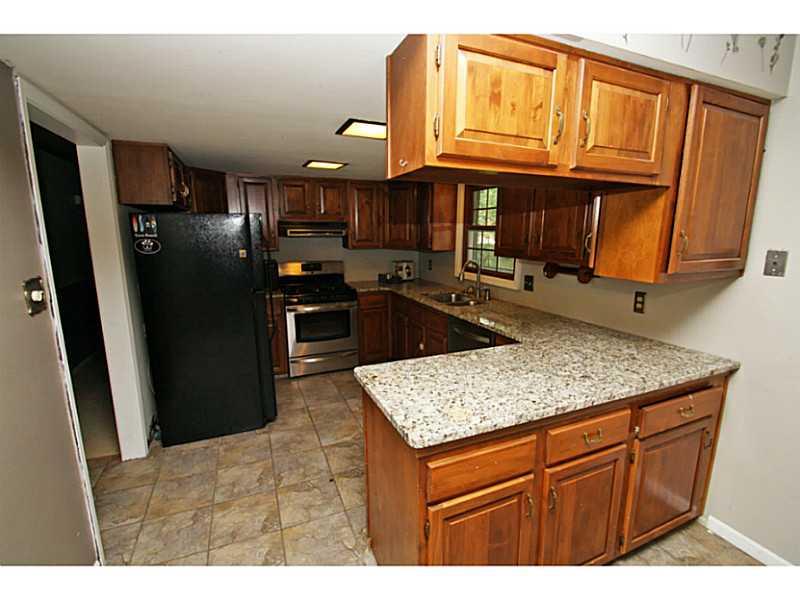 317 Bennington Road Indianapolis, IN 46227 - Photo 4 of 24 Gallery Image 4