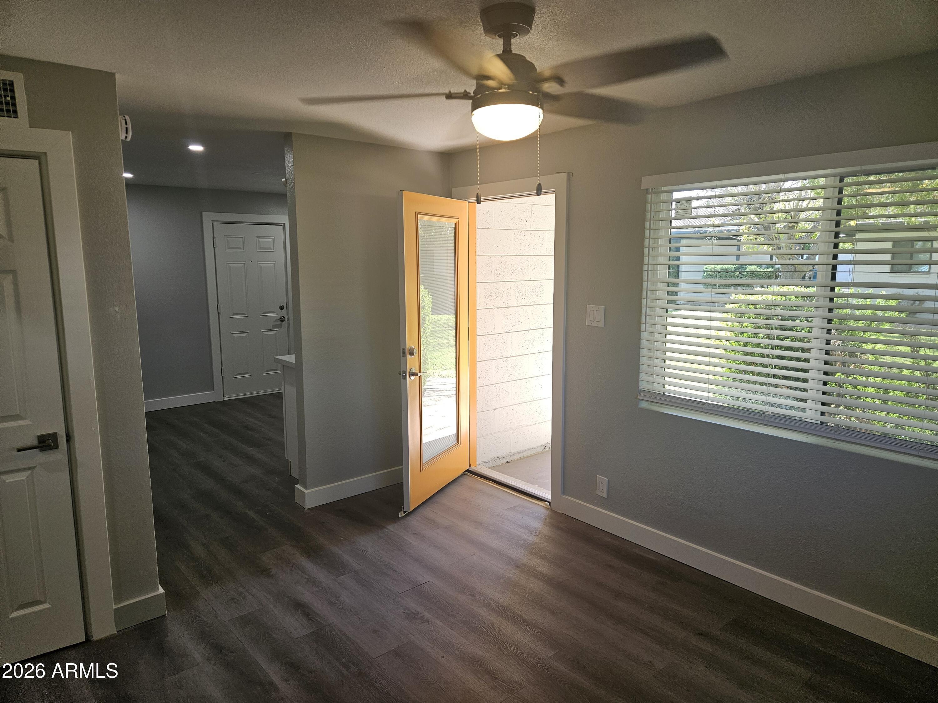 3427 East Osborn Road, Unit 1A Phoenix, AZ 85018 - Photo 3 of 16 20260304_145245