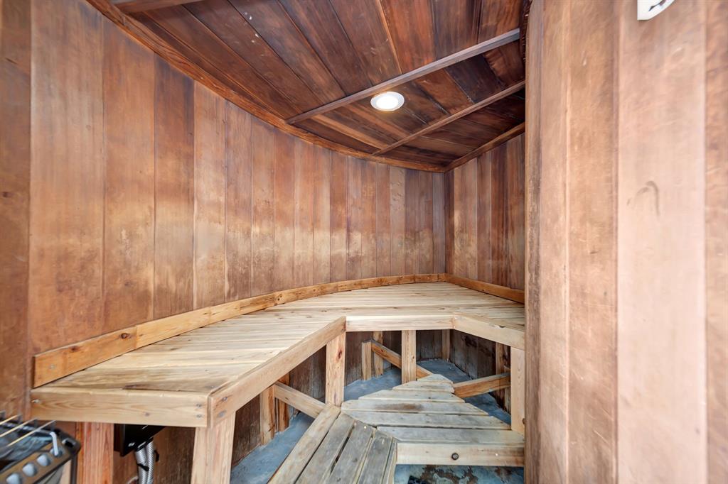 1360 South Ocean Boulevard, Unit 905 Pompano Beach, FL 33062 - Photo 55 of 57 a room with a table and chairs