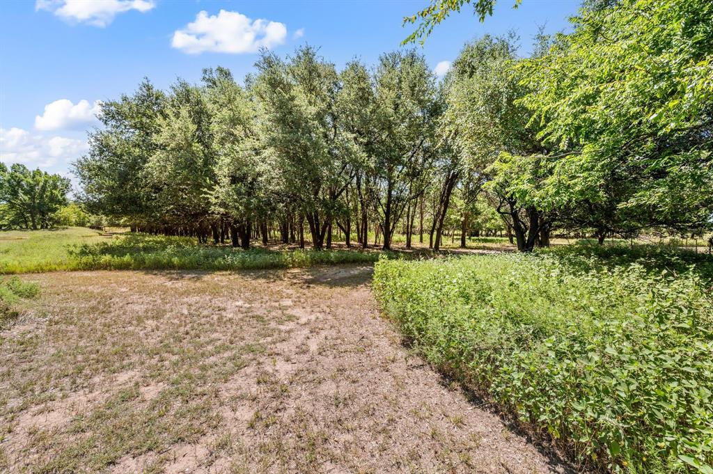 13109 Roanoke Road Westlake, TX 76262 - Photo 14 of 35 a view of outdoor space with garden