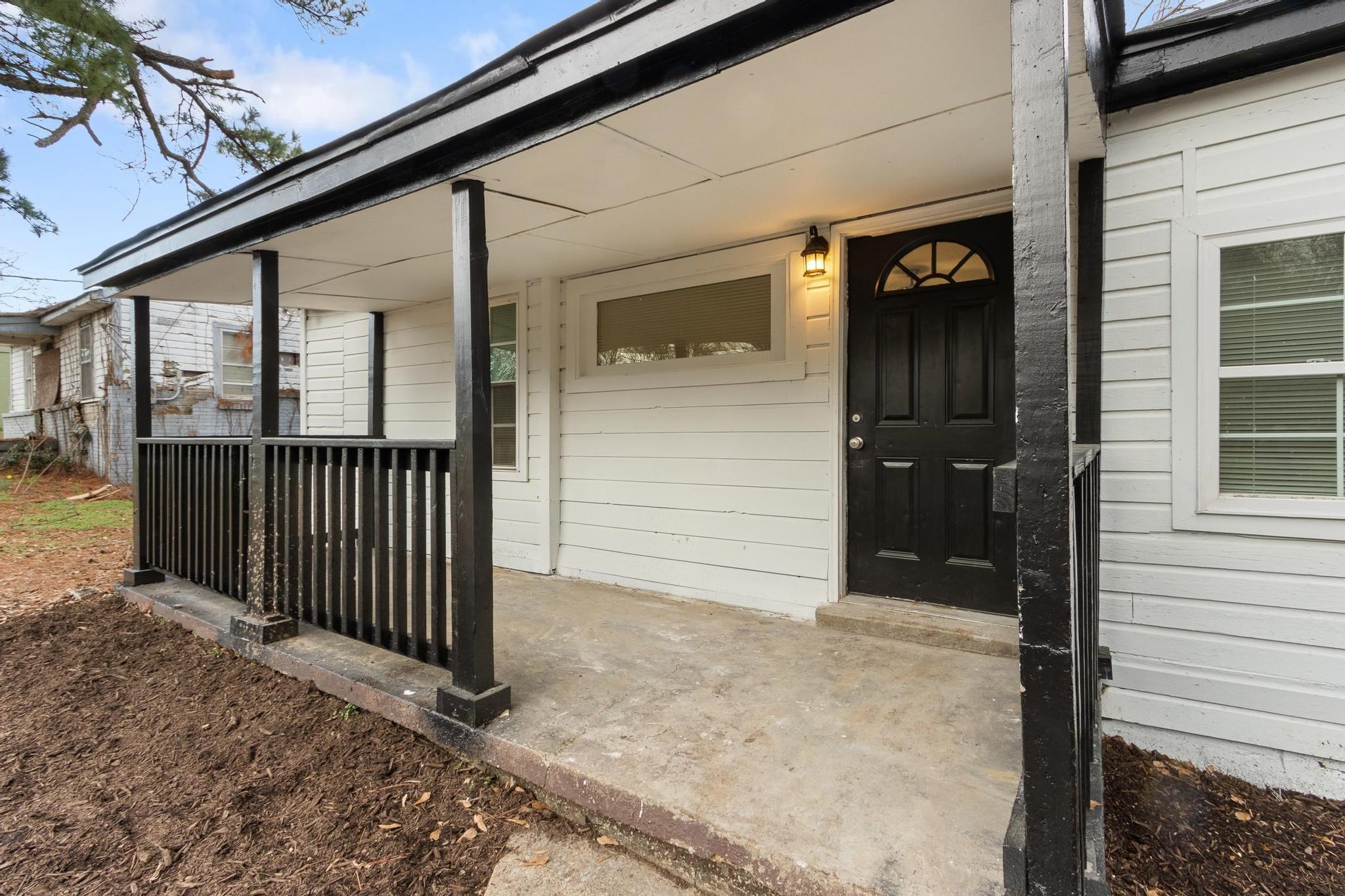 3726 Mart Road Memphis, TN 38109 - Photo 6 of 33 a view of a door and a window