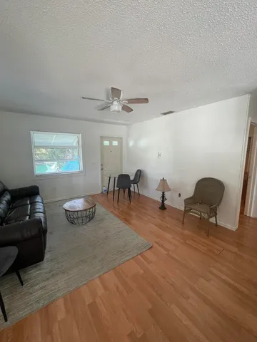 $625,000 | 2056 South Palm Circle, North Palm Beach, FL 33408