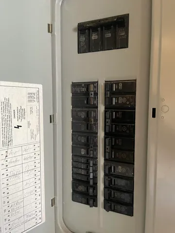 $625,000 | 2056 South Palm Circle, North Palm Beach, FL 33408