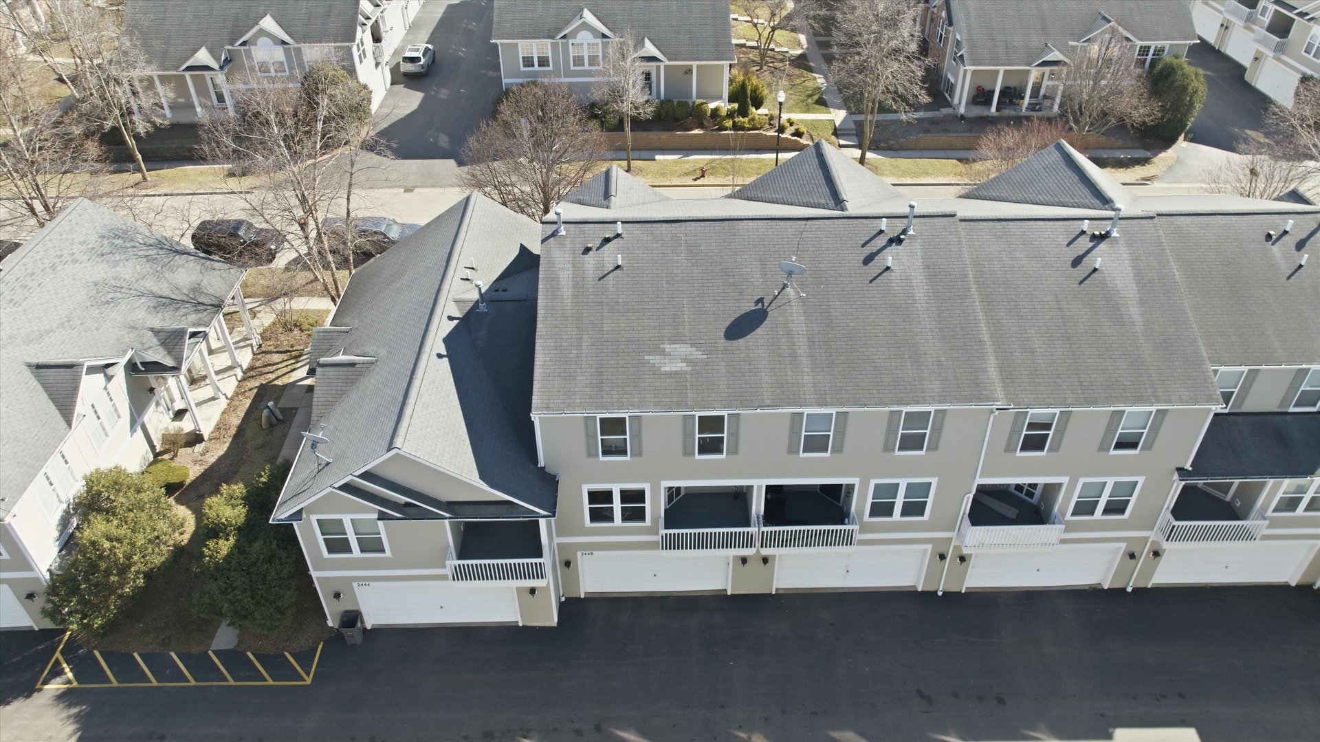 2448 Emily Lane Elgin, IL 60124 - Photo 27 of 34 an aerial view of residential houses with outdoor space