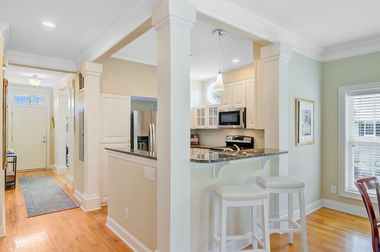1650 Long Grove Drive Mount Pleasant, SC 29464 - Photo 21 of 52 Kitchen