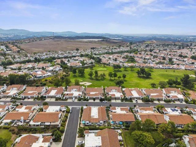 $1,175,000 | 4994 Alicante Way, Oceanside, CA 92056