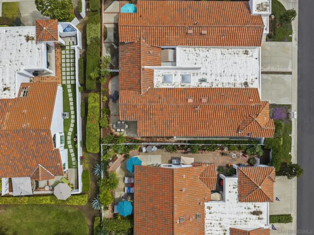 $1,175,000 | 4994 Alicante Way, Oceanside, CA 92056