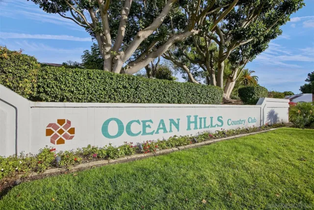 $1,175,000 | 4994 Alicante Way, Oceanside, CA 92056