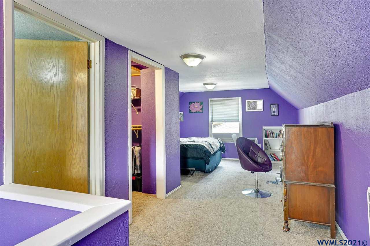 1327 Southeast Howe Street Dallas, OR 97338 - Photo 22 of 29 Gallery Image 22