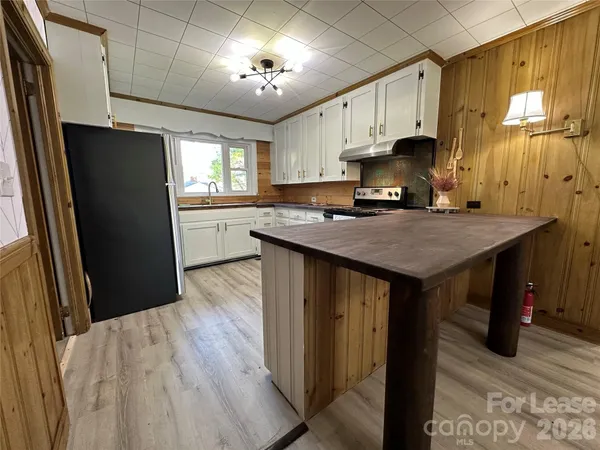 $1,595 | 229 Pee Dee Avenue, Norwood, NC 28128