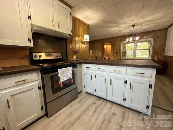 $1,595 | 229 Pee Dee Avenue, Norwood, NC 28128