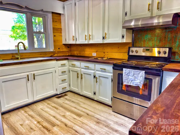 $1,595 | 229 Pee Dee Avenue, Norwood, NC 28128