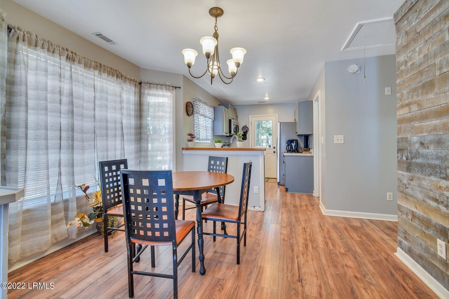 22 Blythewood Road Beaufort, SC 29907 - Photo 11 of 27 DSC08702.jpg-SMALL